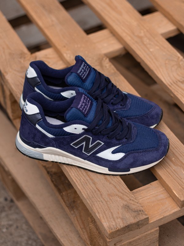 New Balance 840