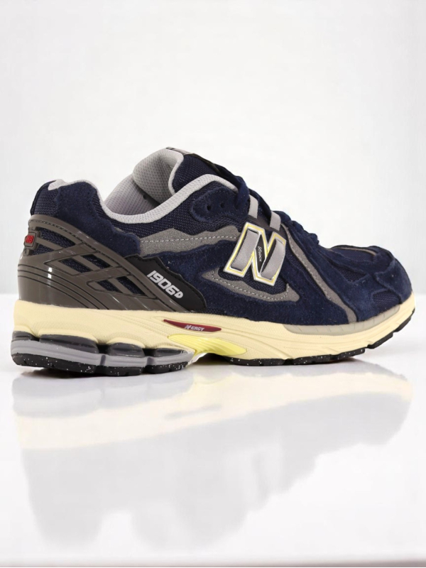New Balance 1906