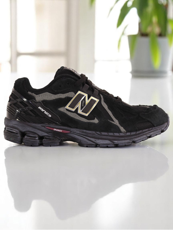 New Balance 1906
