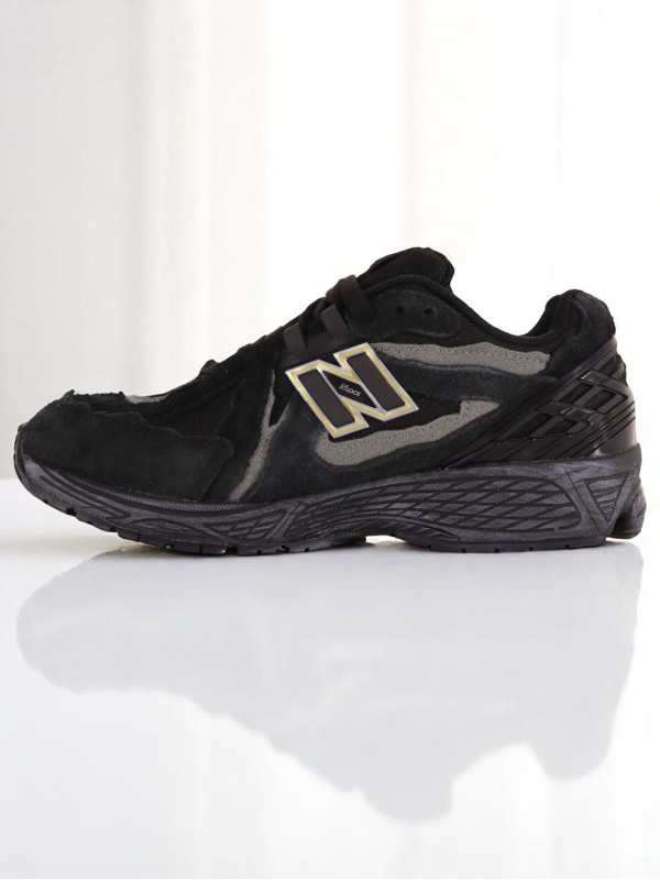 New Balance 1906