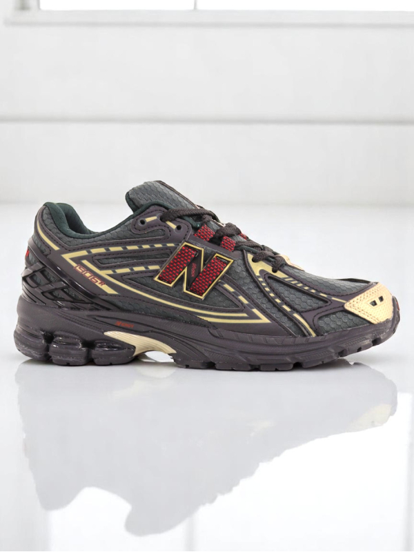 New Balance 1906
