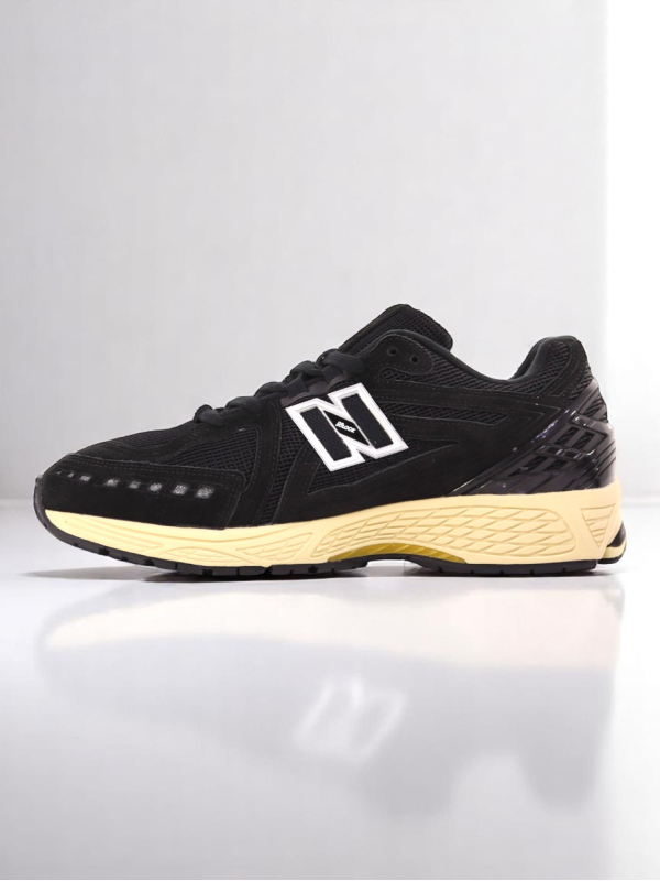 New Balance 1906