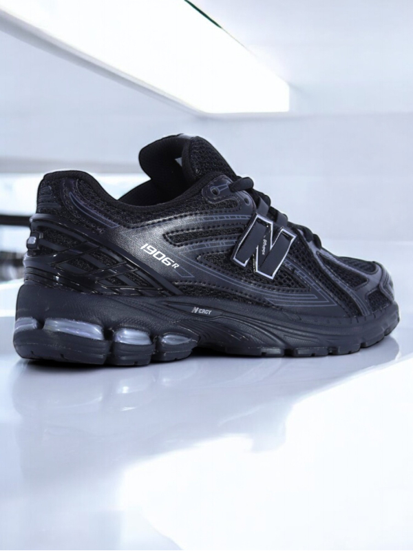 New Balance 1906