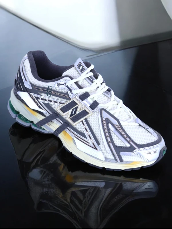 New Balance 1906