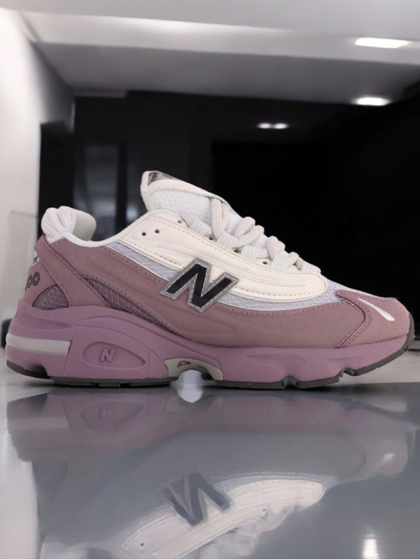 New Balance 1000