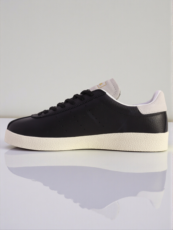 Adidas Topanga